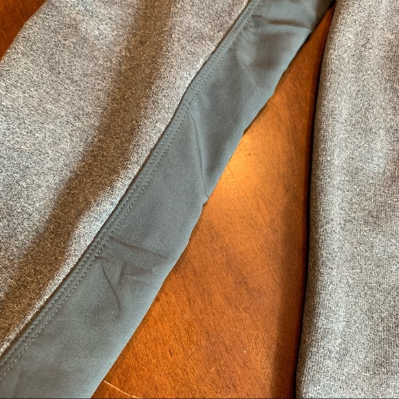 Under Armour Youth Boys Hoodie - Picture 5 of 6